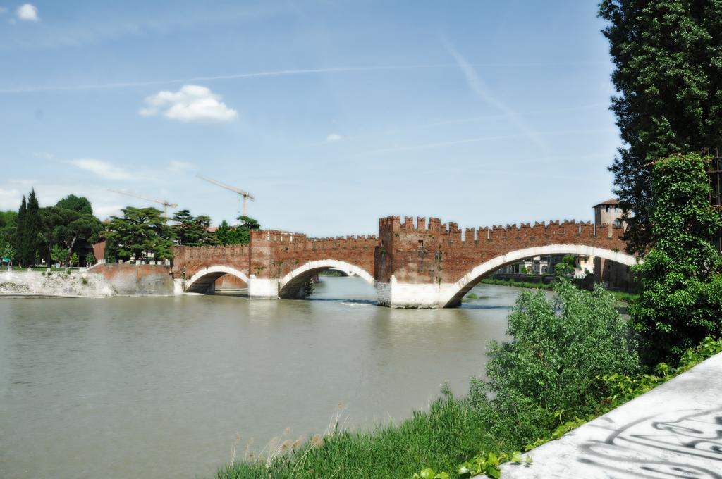 Casa Fola - City Centre Rooms Verona Exterior photo